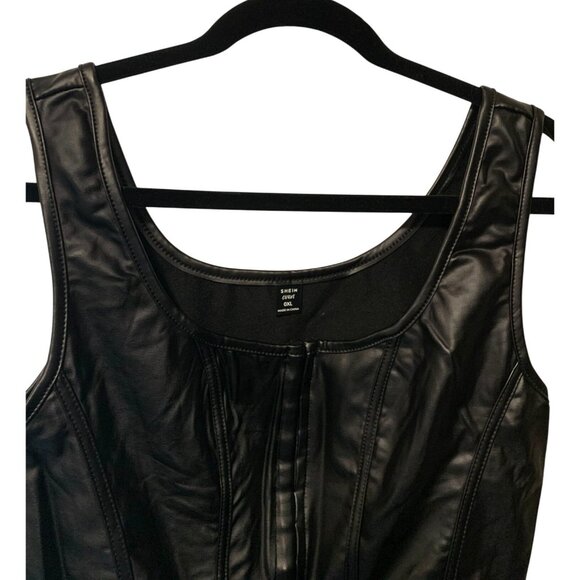 Shein Curve Womens Size 0XL Tank Black Faux Leather Sleeveless Shirt Crop Top Gr - Picture 3 of 4